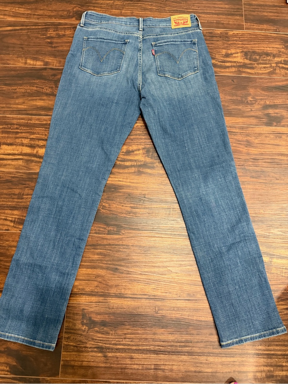 Levi's women Light Blue Straight Jeans mid rise